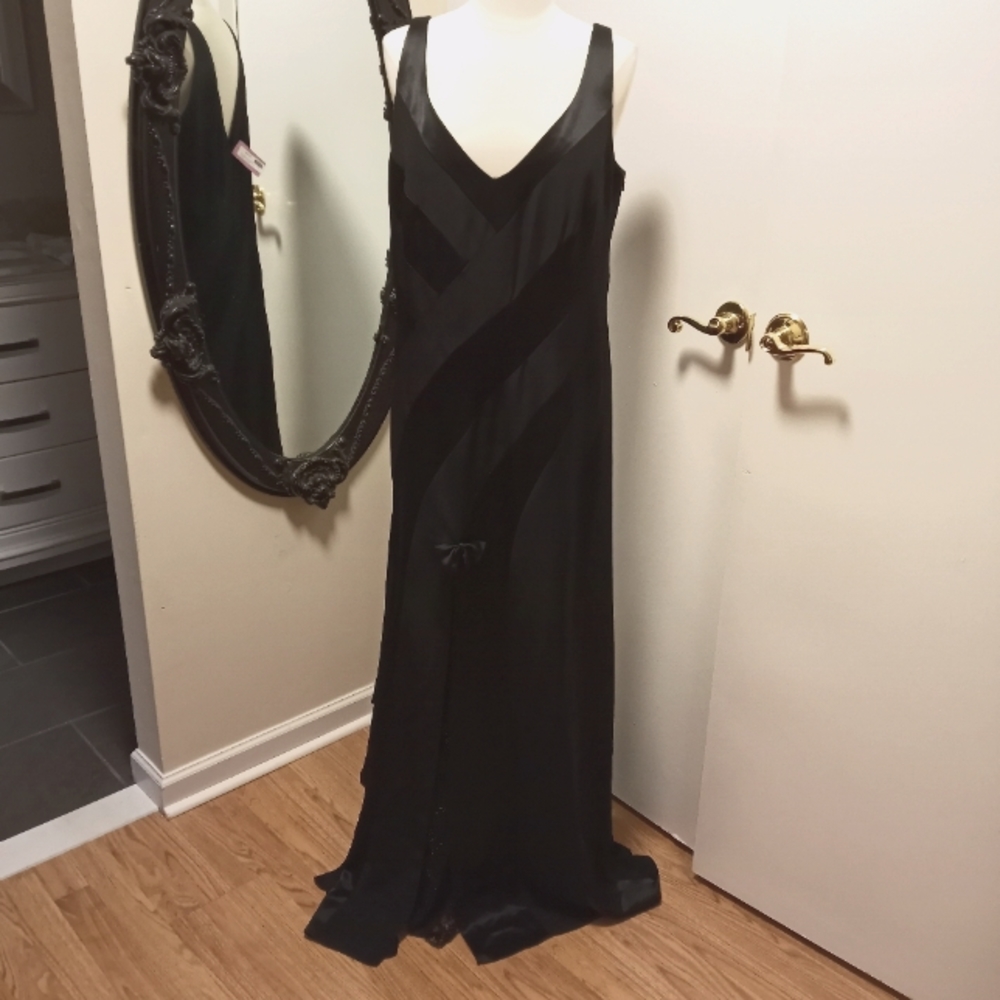 Montage Mon Cheri Black mother of bride Dress Gown Lace & bead insert NWT  /B7